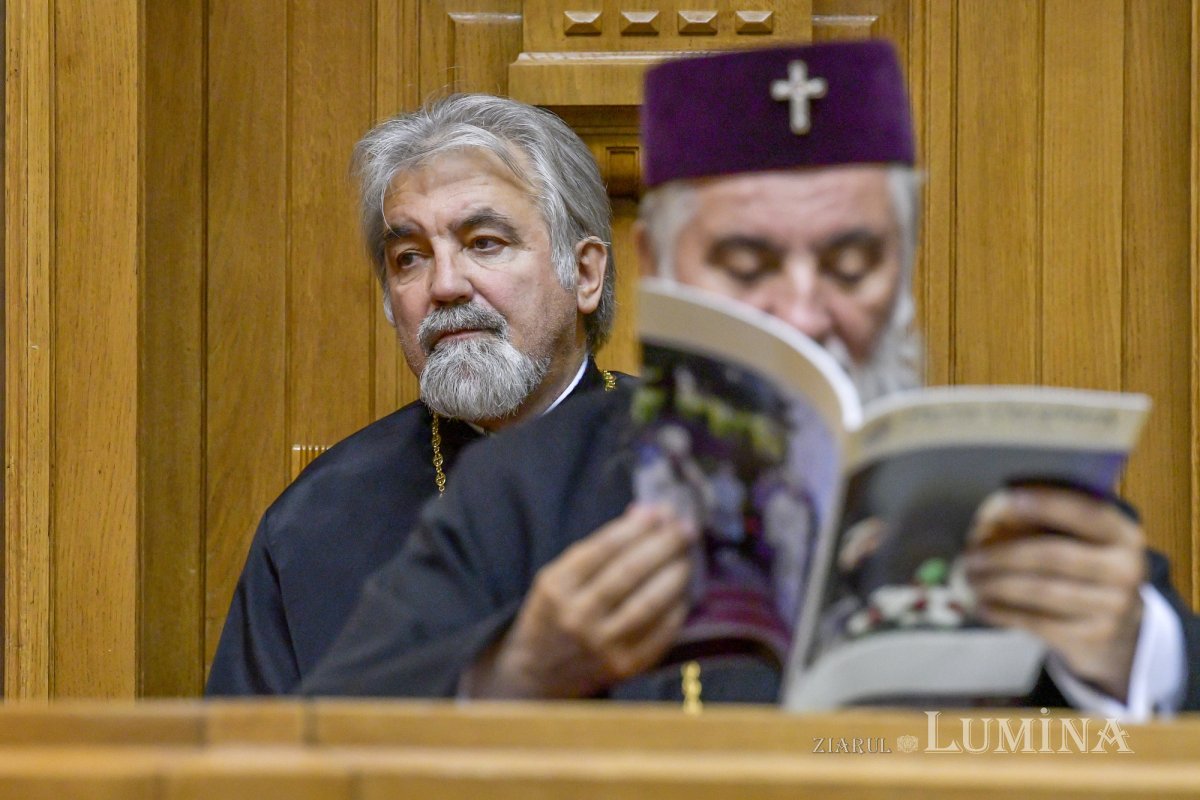 Membrii Sfântului Sinod s-au reunit în ședință de lucru la Palatul Patriarhiei 227967