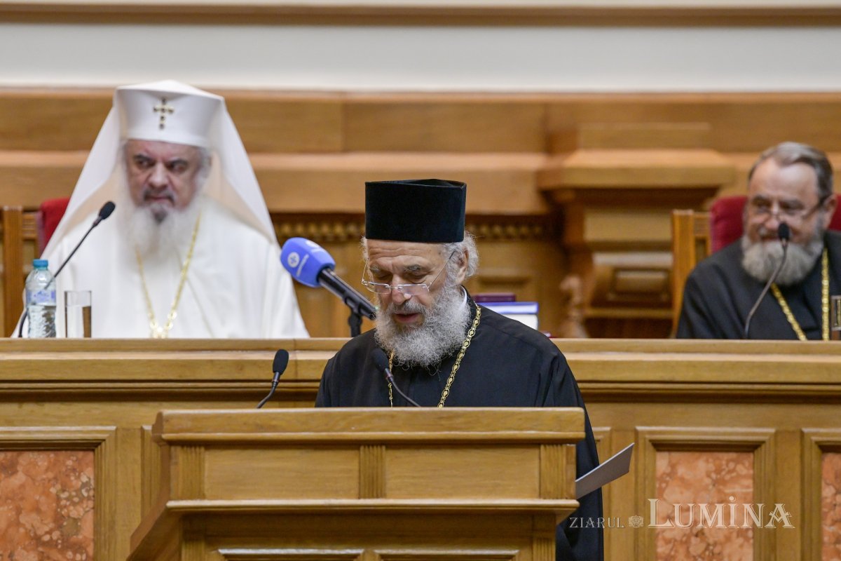 Membrii Sfântului Sinod s-au reunit în ședință de lucru la Palatul Patriarhiei 227977