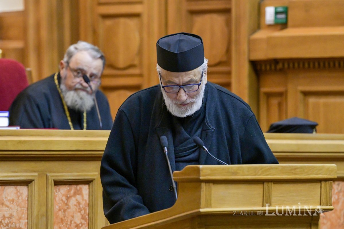 Membrii Sfântului Sinod s-au reunit în ședință de lucru la Palatul Patriarhiei 227978