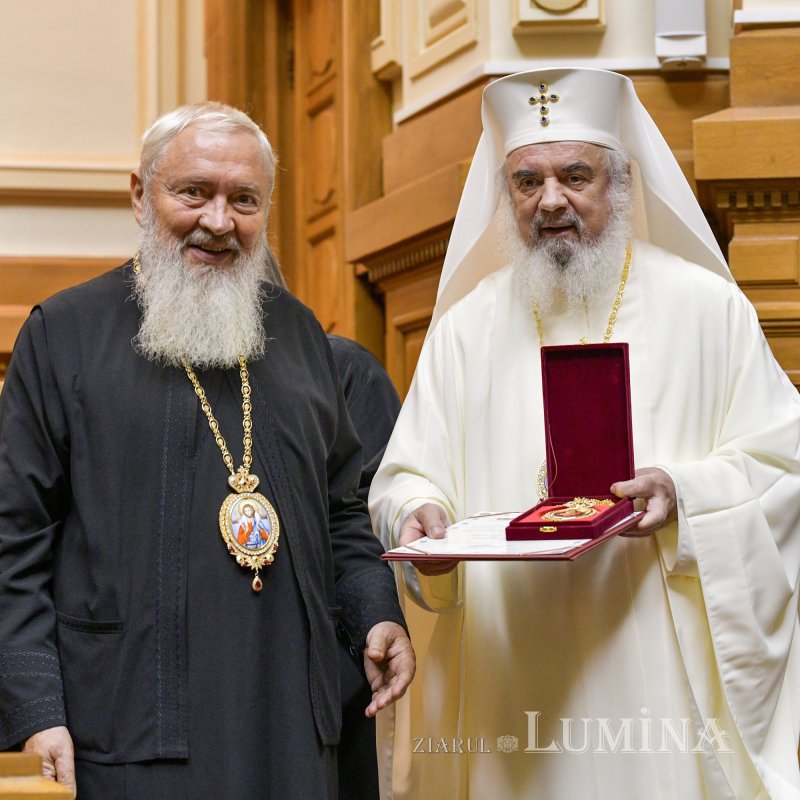 Membrii Sfântului Sinod s-au reunit în ședință de lucru la Palatul Patriarhiei 227986