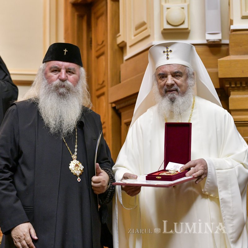 Membrii Sfântului Sinod s-au reunit în ședință de lucru la Palatul Patriarhiei 227988