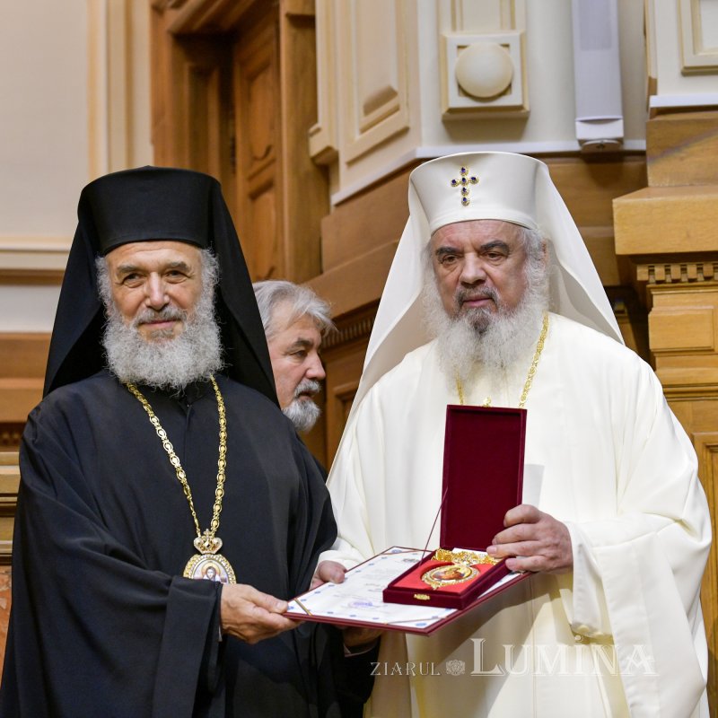 Membrii Sfântului Sinod s-au reunit în ședință de lucru la Palatul Patriarhiei 227991