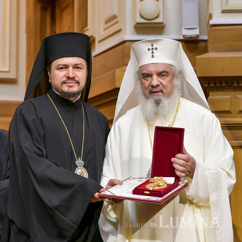 Membrii Sfântului Sinod s-au reunit în ședință de lucru la Palatul Patriarhiei 227993