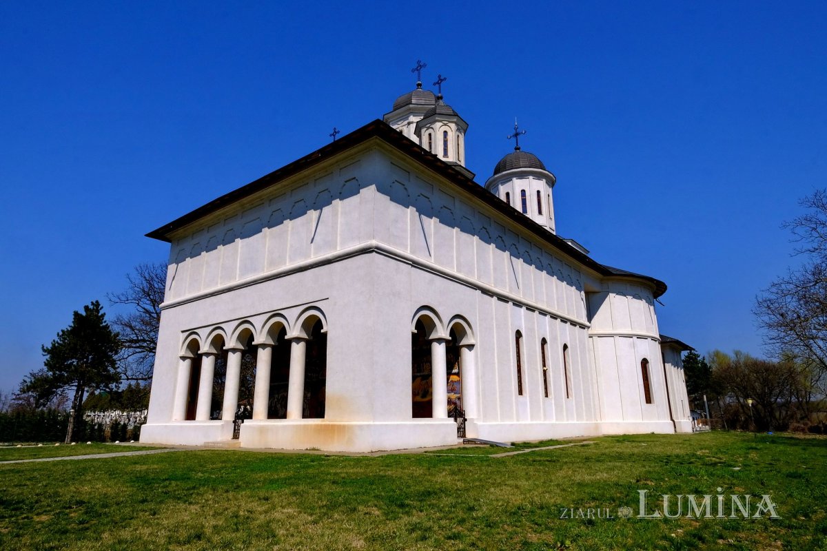 Fotografii artistice ale Publicațiilor Lumina 228011