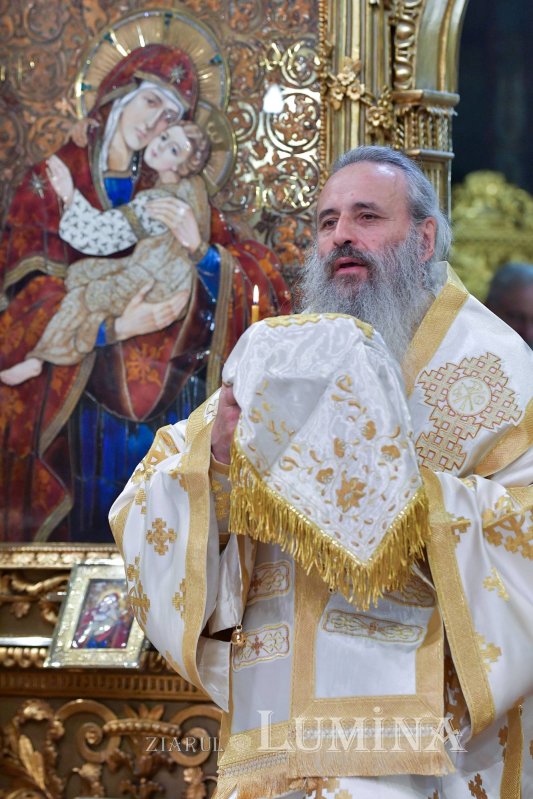 Rugăciune și mulțumire la ceas aniversar pentru Patriarhul României 228054