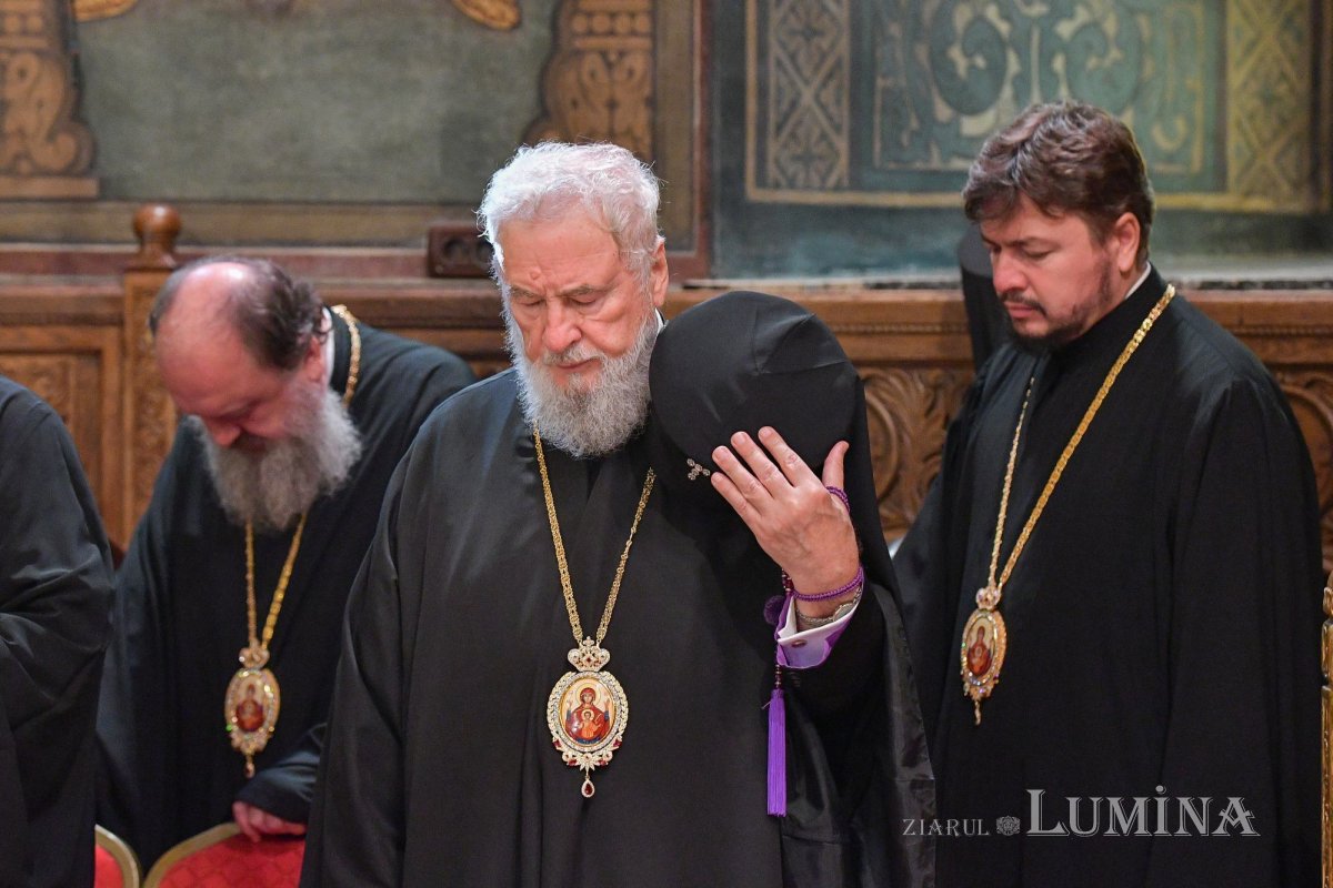 Rugăciune și mulțumire la ceas aniversar pentru Patriarhul României 228066