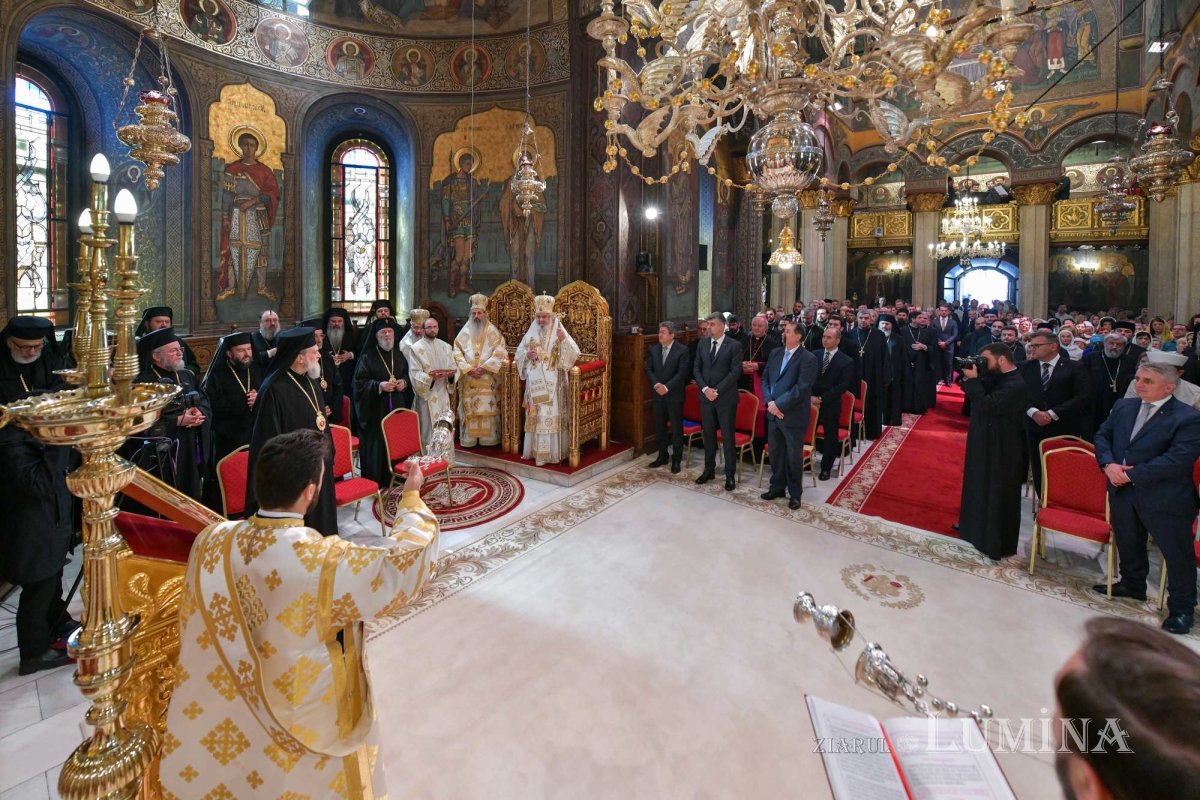 Rugăciune și mulțumire la ceas aniversar pentru Patriarhul României 228068