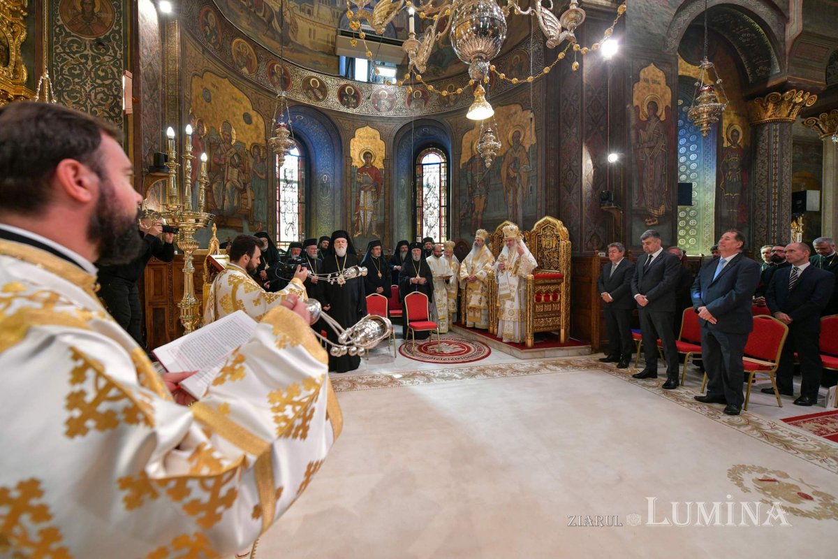 Rugăciune și mulțumire la ceas aniversar pentru Patriarhul României 228069