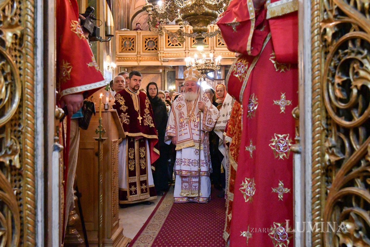 Mucenicii Ciprian și Iustina, pomeniți la biserica lor din Capitală 228307