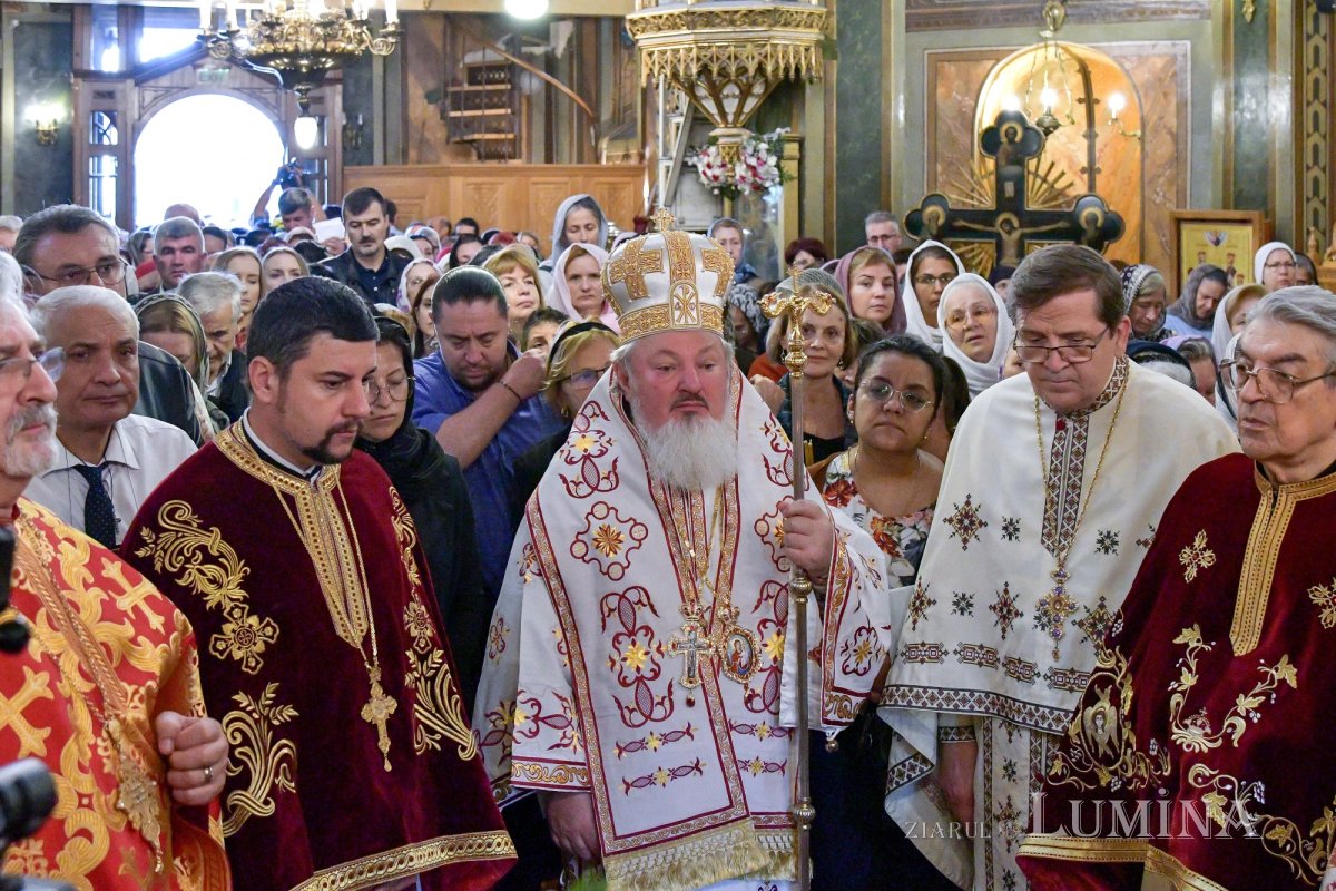 Mucenicii Ciprian și Iustina, pomeniți la biserica lor din Capitală 228308