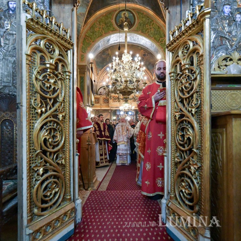 Mucenicii Ciprian și Iustina, pomeniți la biserica lor din Capitală 228309