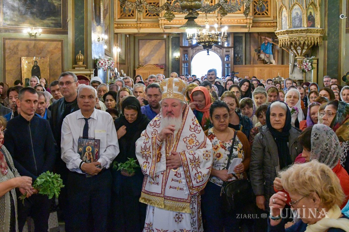 Mucenicii Ciprian și Iustina, pomeniți la biserica lor din Capitală 228311