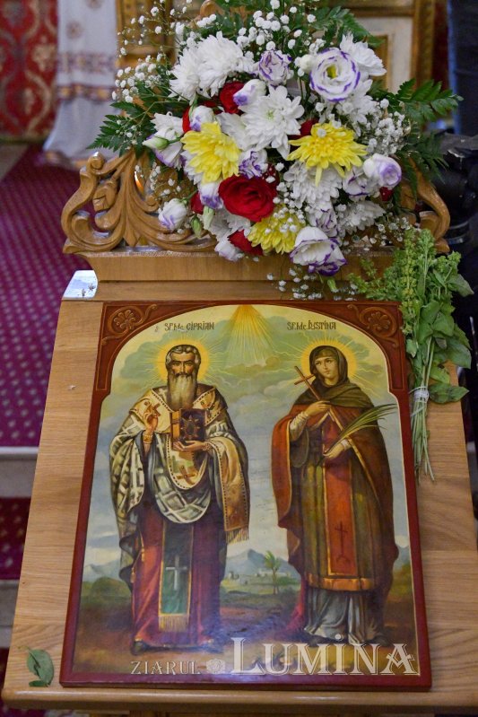 Mucenicii Ciprian și Iustina, pomeniți la biserica lor din Capitală 228312