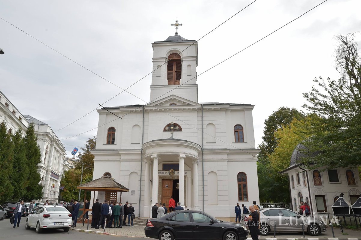 Deschiderea anului universitar la Facultatea „Justinian Patriarhul” 228386
