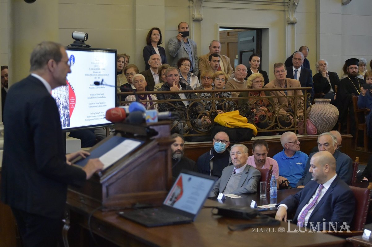 Volum aniversar pentru o instituție care promovează memoria culturii naționale 228698