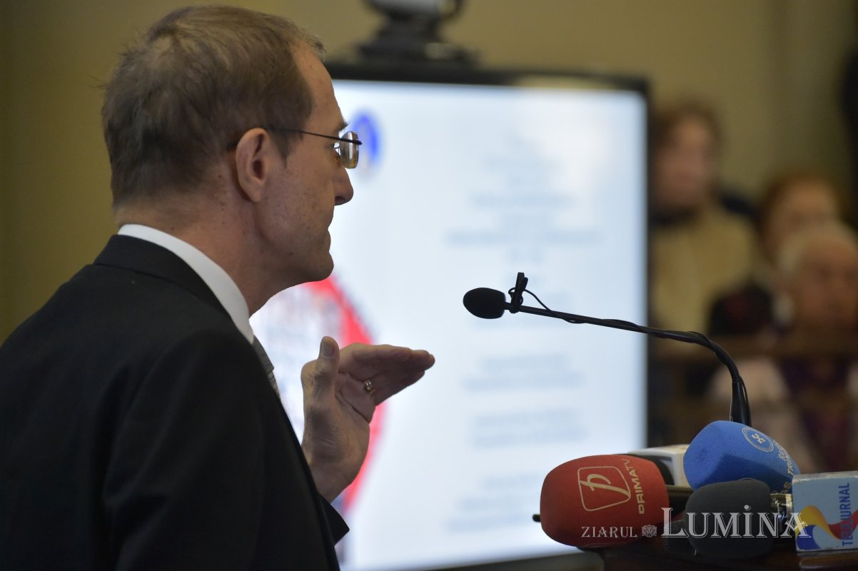 Volum aniversar pentru o instituție care promovează memoria culturii naționale 228699