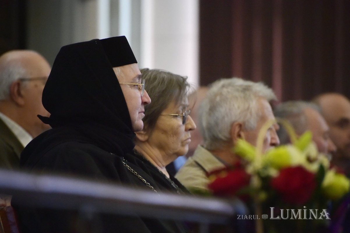 Volum aniversar pentru o instituție care promovează memoria culturii naționale 228705