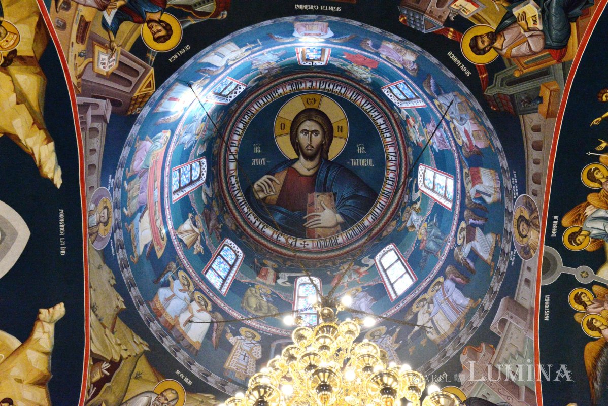 Înnoire și binecuvântare patriarhală pentru un lăcaș de închinare bucureștean 228930