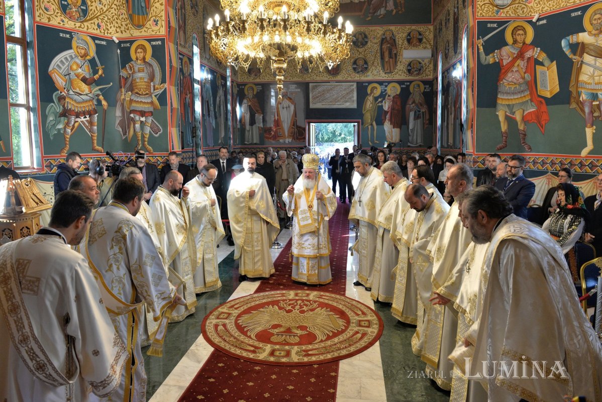 Înnoire și binecuvântare patriarhală pentru un lăcaș de închinare bucureștean 228938