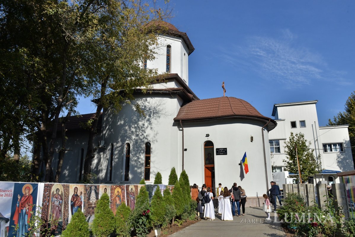 Înnoire și binecuvântare patriarhală pentru un lăcaș de închinare bucureștean 228951