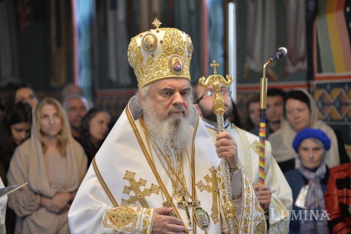Înnoire și binecuvântare patriarhală pentru un lăcaș de închinare bucureștean 228955