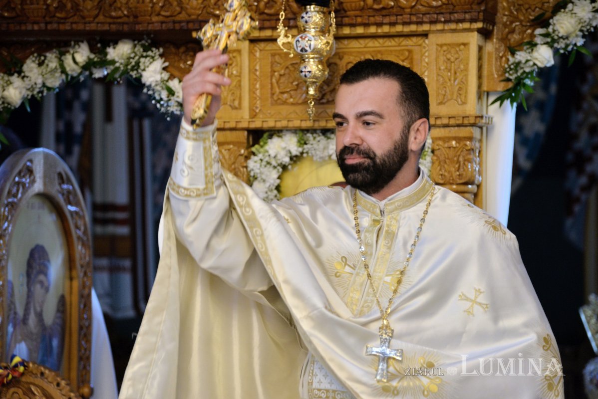 Înnoire și binecuvântare patriarhală pentru un lăcaș de închinare bucureștean 228971