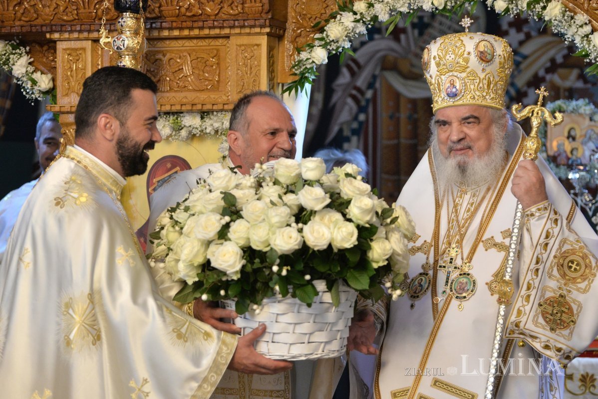 Înnoire și binecuvântare patriarhală pentru un lăcaș de închinare bucureștean 228975