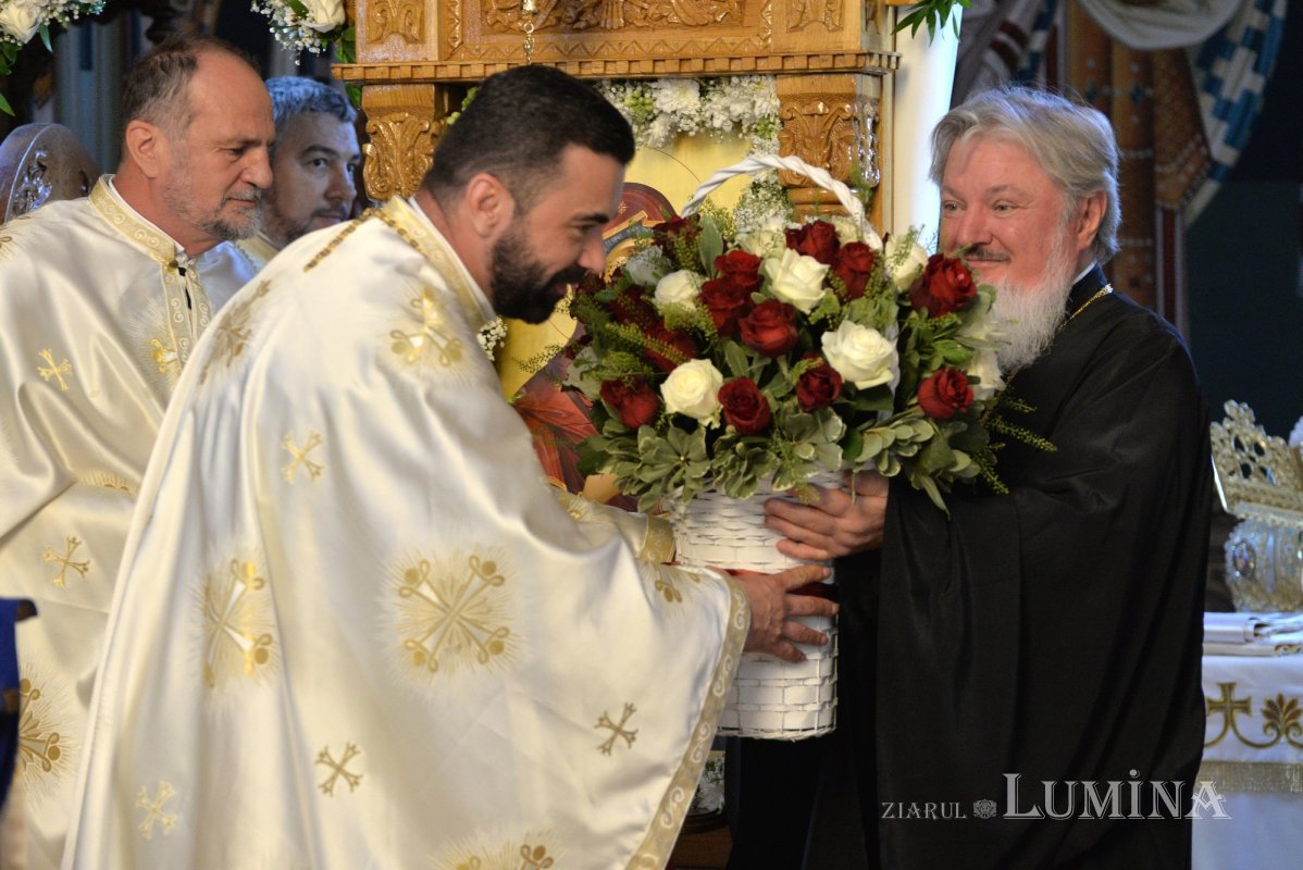 Înnoire și binecuvântare patriarhală pentru un lăcaș de închinare bucureștean 228979