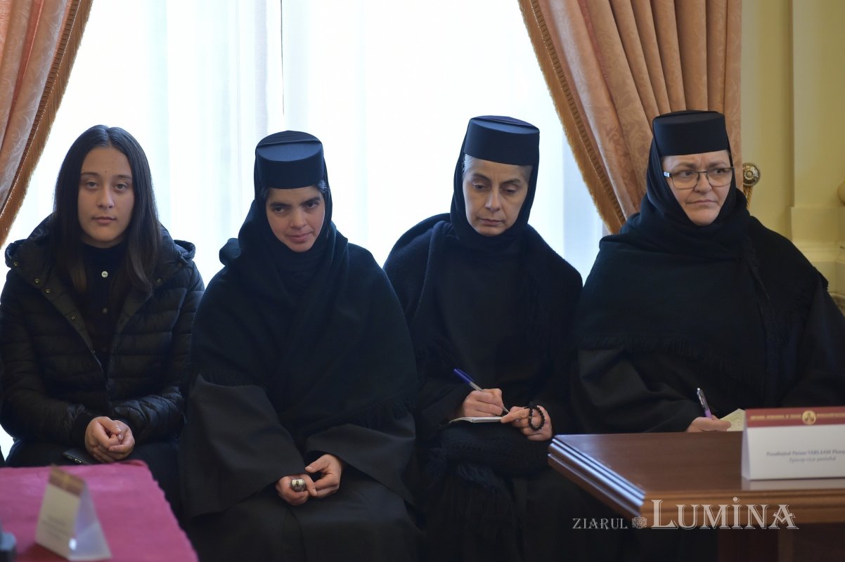 A doua zi a simpozionului internaţional dedicat rugăciunii 229347