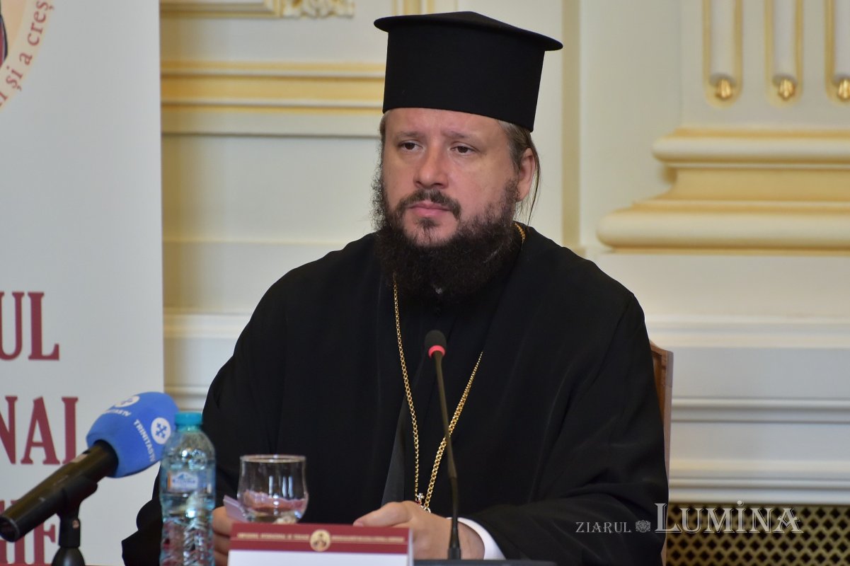 A doua zi a simpozionului internaţional dedicat rugăciunii 229358