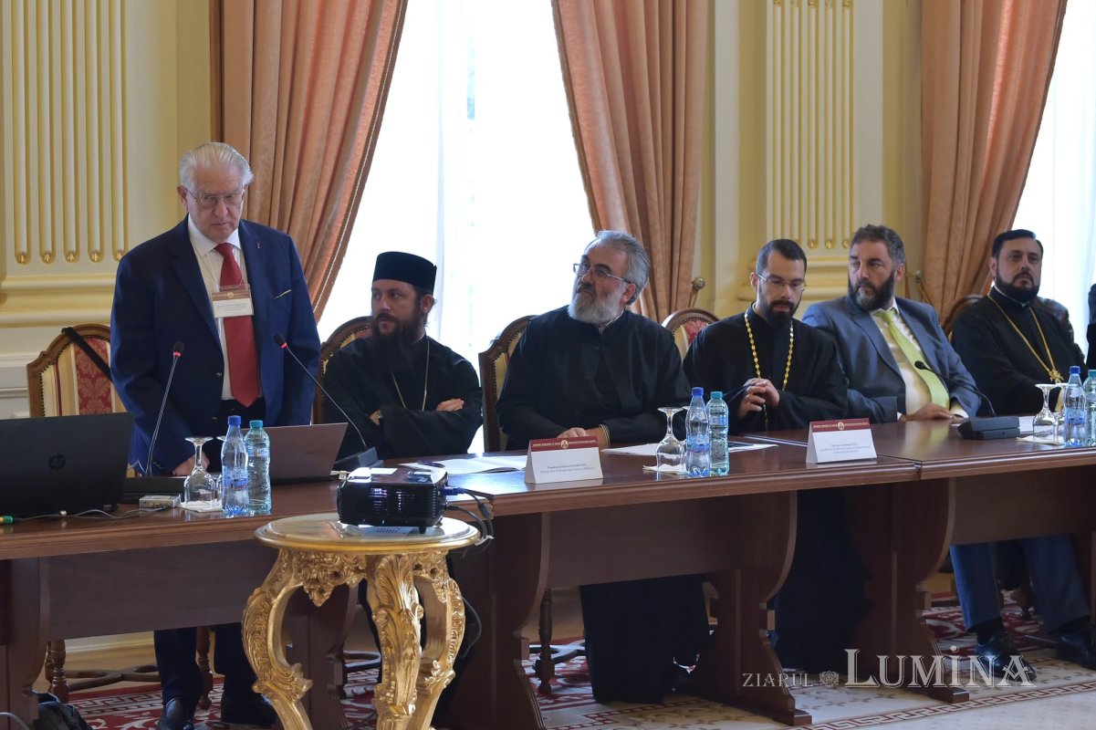 A doua zi a simpozionului internaţional dedicat rugăciunii 229367