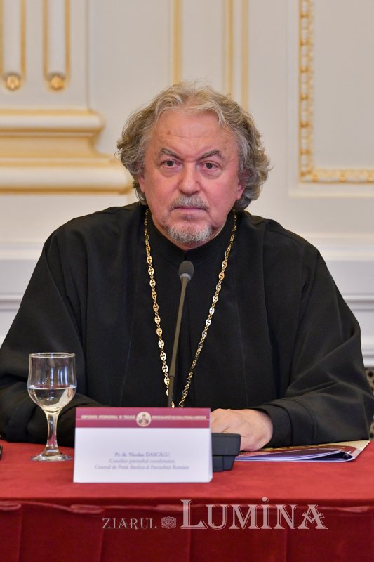 A doua zi a simpozionului internaţional dedicat rugăciunii 229466