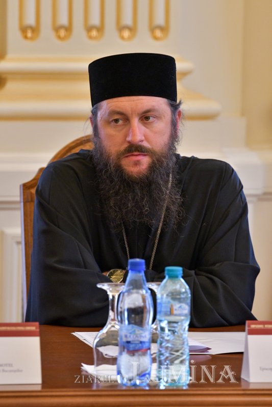 A doua zi a simpozionului internaţional dedicat rugăciunii 229470