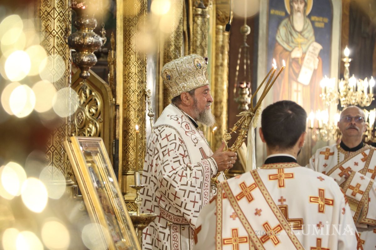 Moment aniversar în Mitropolia Ardealului 229564