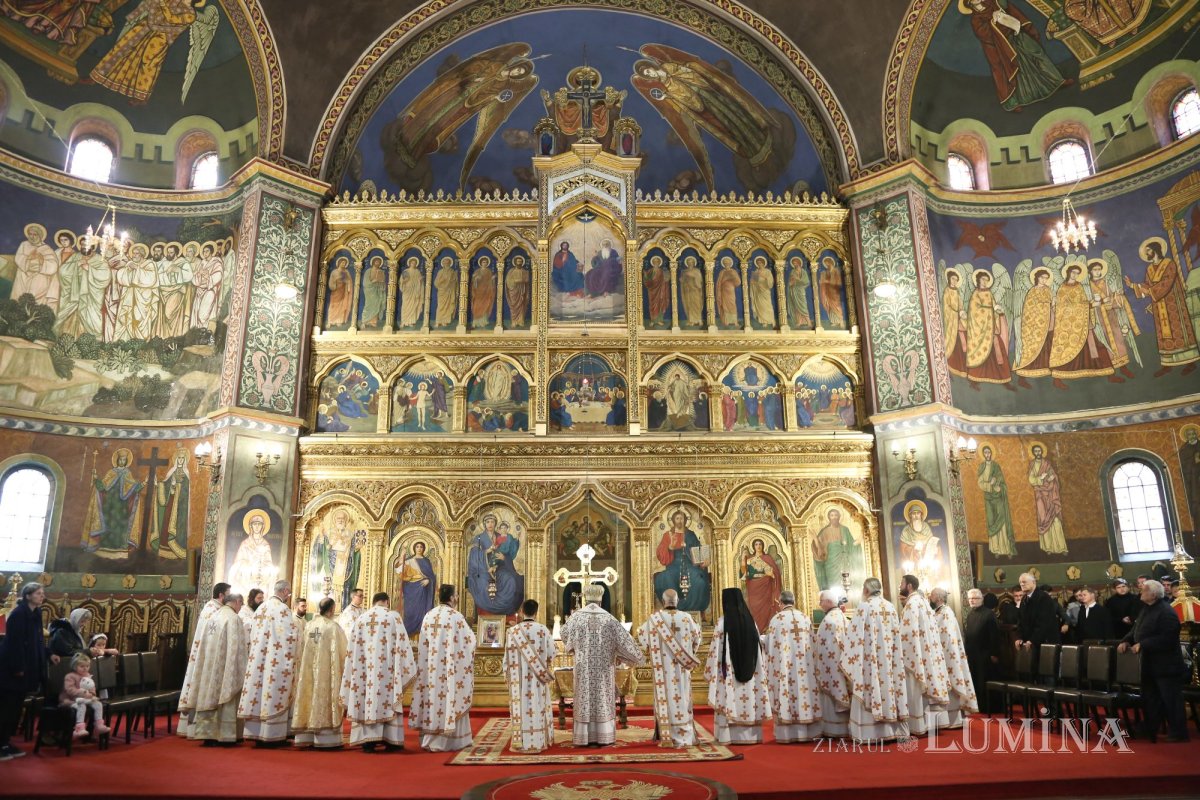 Moment aniversar în Mitropolia Ardealului 229572