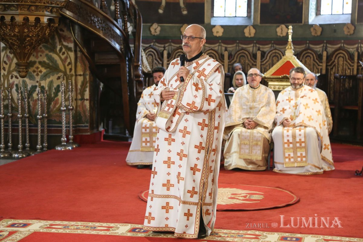 Moment aniversar în Mitropolia Ardealului 229582
