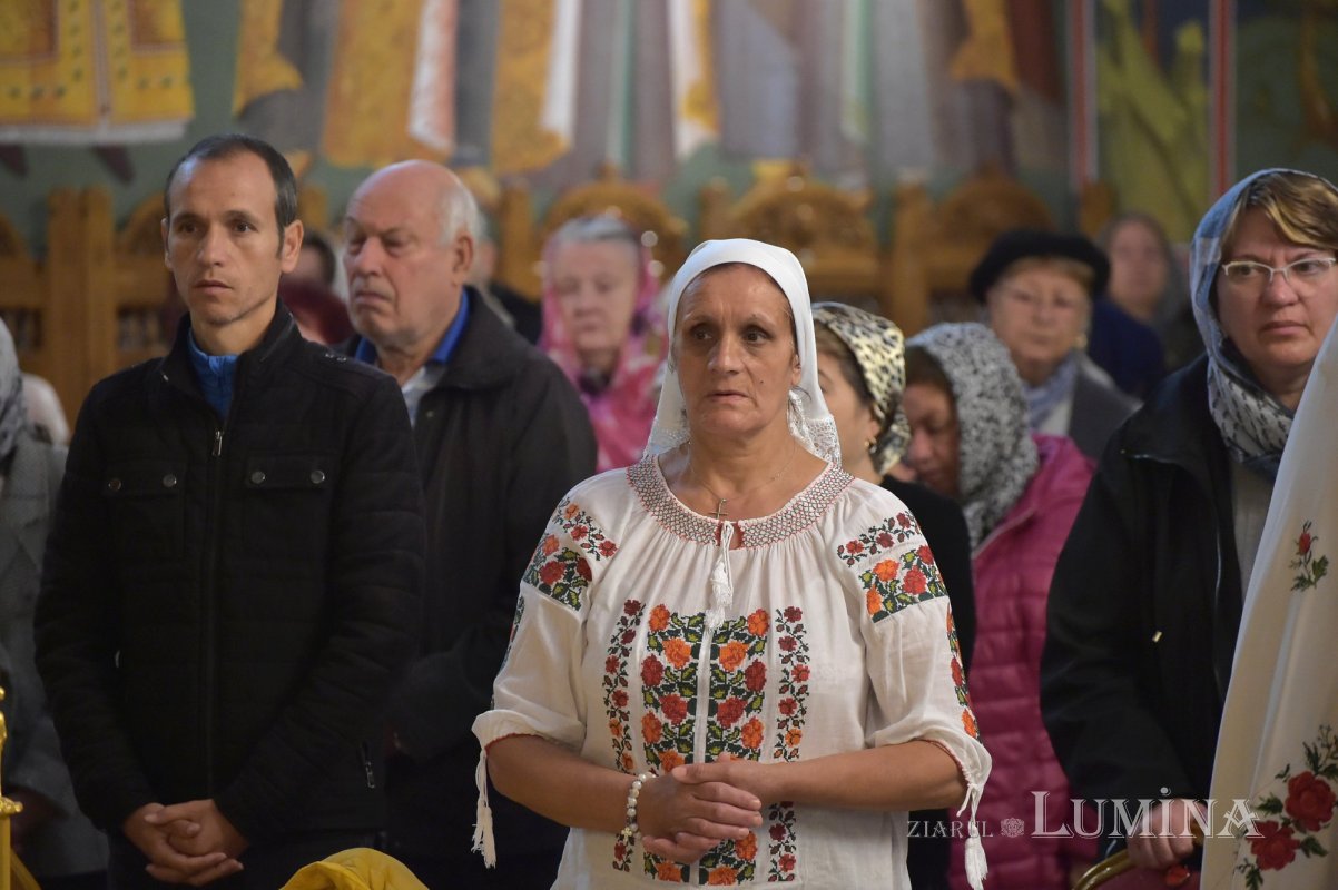 Biserica „Sfânta Vineri” din Capitală și-a cinstit ocrotitoarea 229905