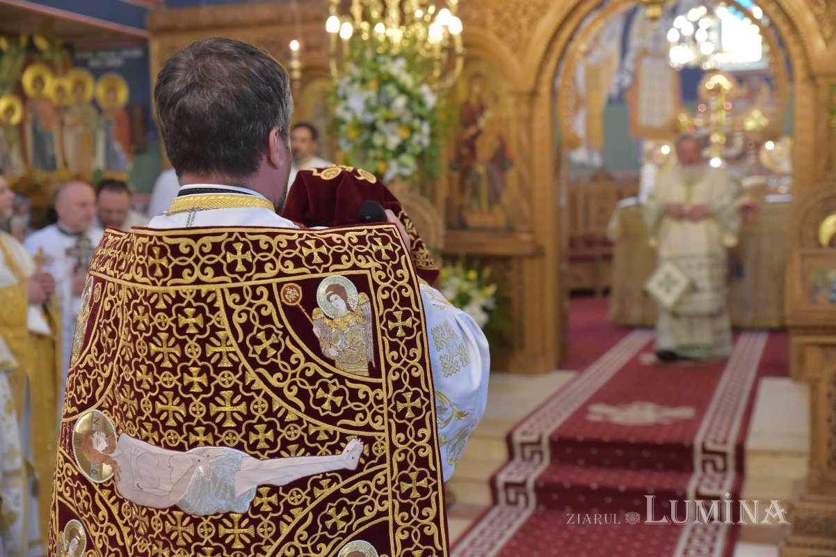 Biserica „Sfânta Vineri” din Capitală și-a cinstit ocrotitoarea 229925