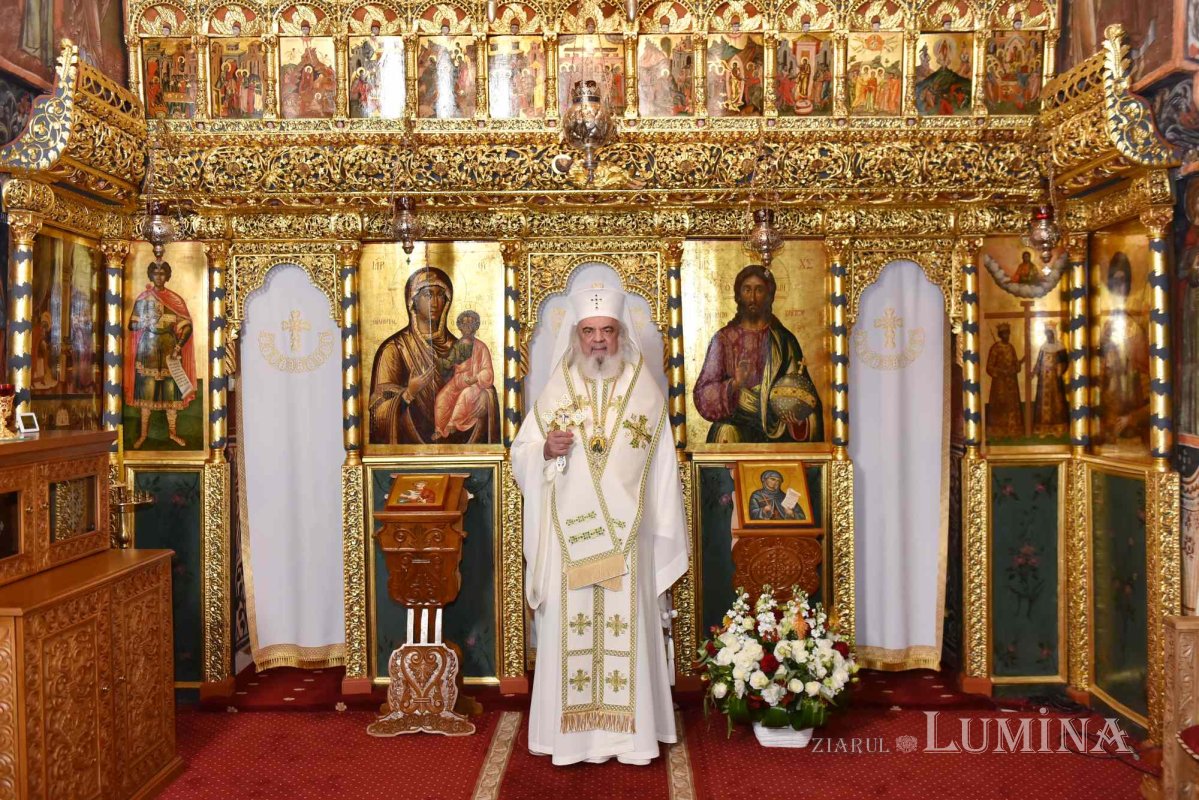 Sfânta Cuvioasă Parascheva cinstită la Paraclisul istoric al Reședinței Patriarhale 229888