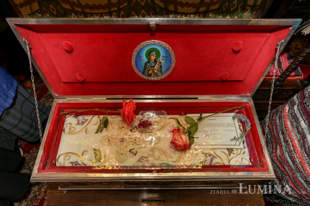 Zi de hram la mănăstirea ilfoveană Samurcășești 229940