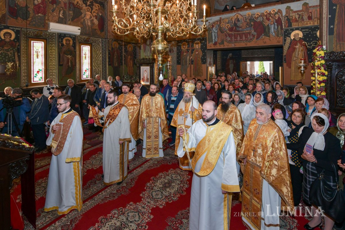 Zi de hram la mănăstirea ilfoveană Samurcășești 229946