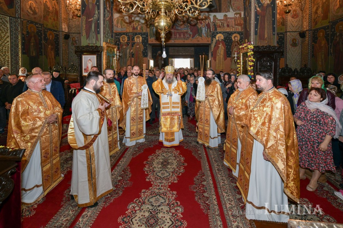 Zi de hram la mănăstirea ilfoveană Samurcășești 229950