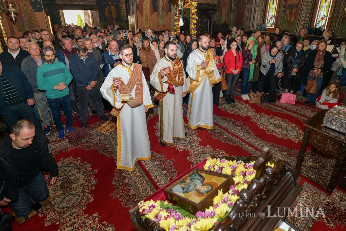 Zi de hram la mănăstirea ilfoveană Samurcășești 229959