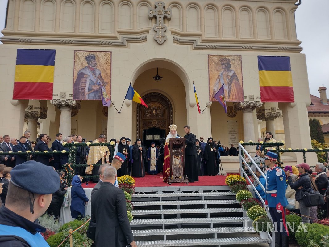 Încoronarea Regală de la Alba Iulia a fost consfinţirea Marii Uniri a poporului român 229985
