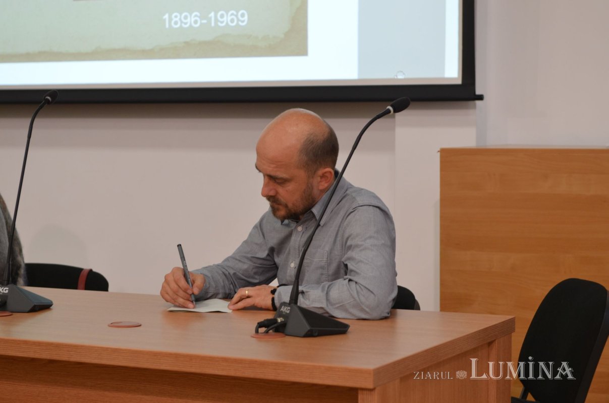 Masa rotundă „Dimitrie Ionescu-Berechet (1896-1969), arhitectul Patriarhiei Române” 230248