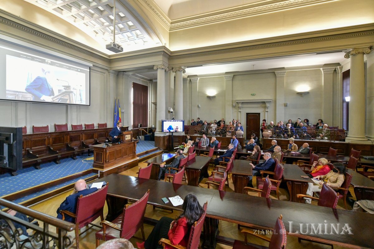 „Centenarul Încoronării”, sesiune festivă la Academia Română 230322