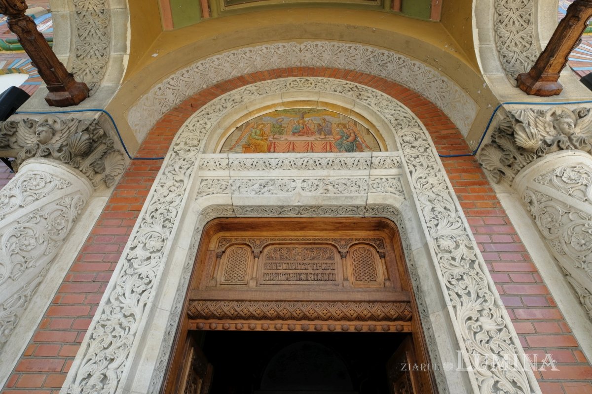 „Rugăciunea ține lumea” 230387