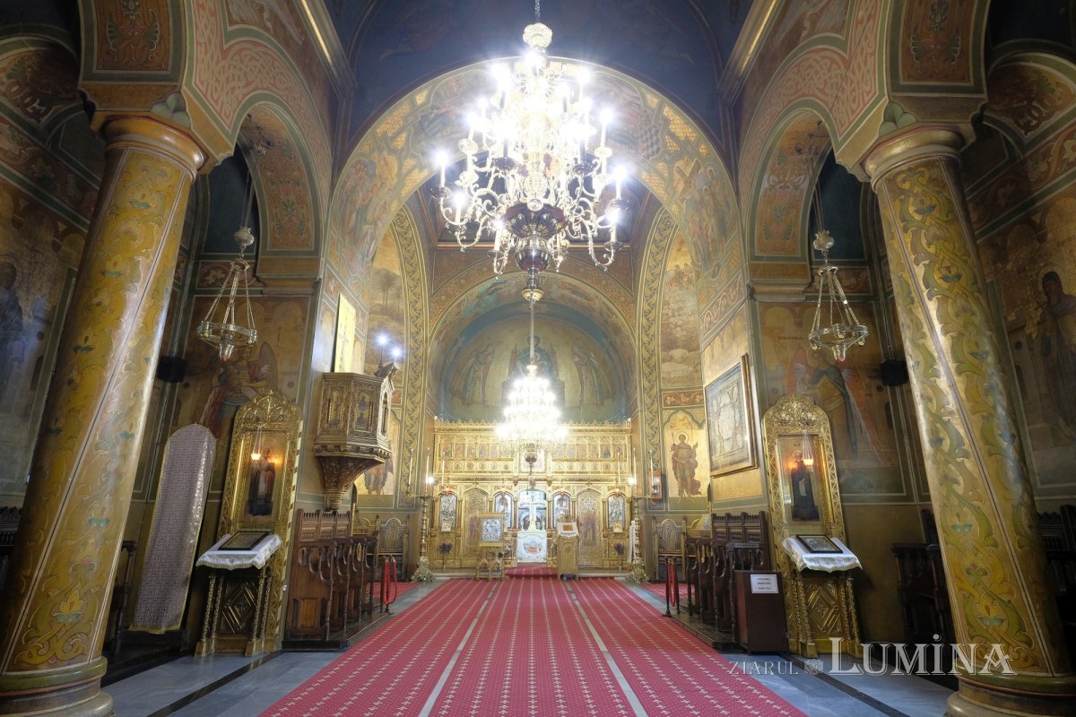 „Rugăciunea ține lumea” 230388