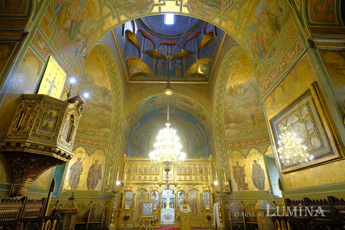 „Rugăciunea ține lumea” 230389