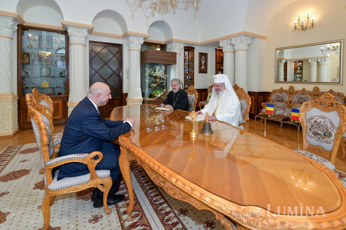 Vizită la Patriarhia Română a ambasadorului Republicii Georgia la Bucureşti 230631
